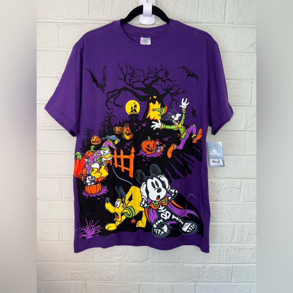 NWT MICKEY MOUSE & FRIENDS Halloween Tie-Dye Short Sleeve Graphic Sz M ✨